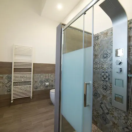 Dea فندق مبيت وإفطار 4*