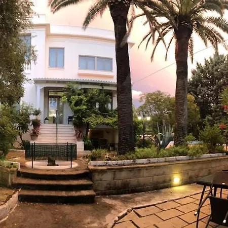 Oda ve Kahvaltı Dea Grottaglie