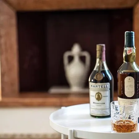 Dea Oda ve Kahvaltı 4*